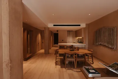 Comedor y pasillo en The Village Resort & Residences en Corasol, Playa del Carmen