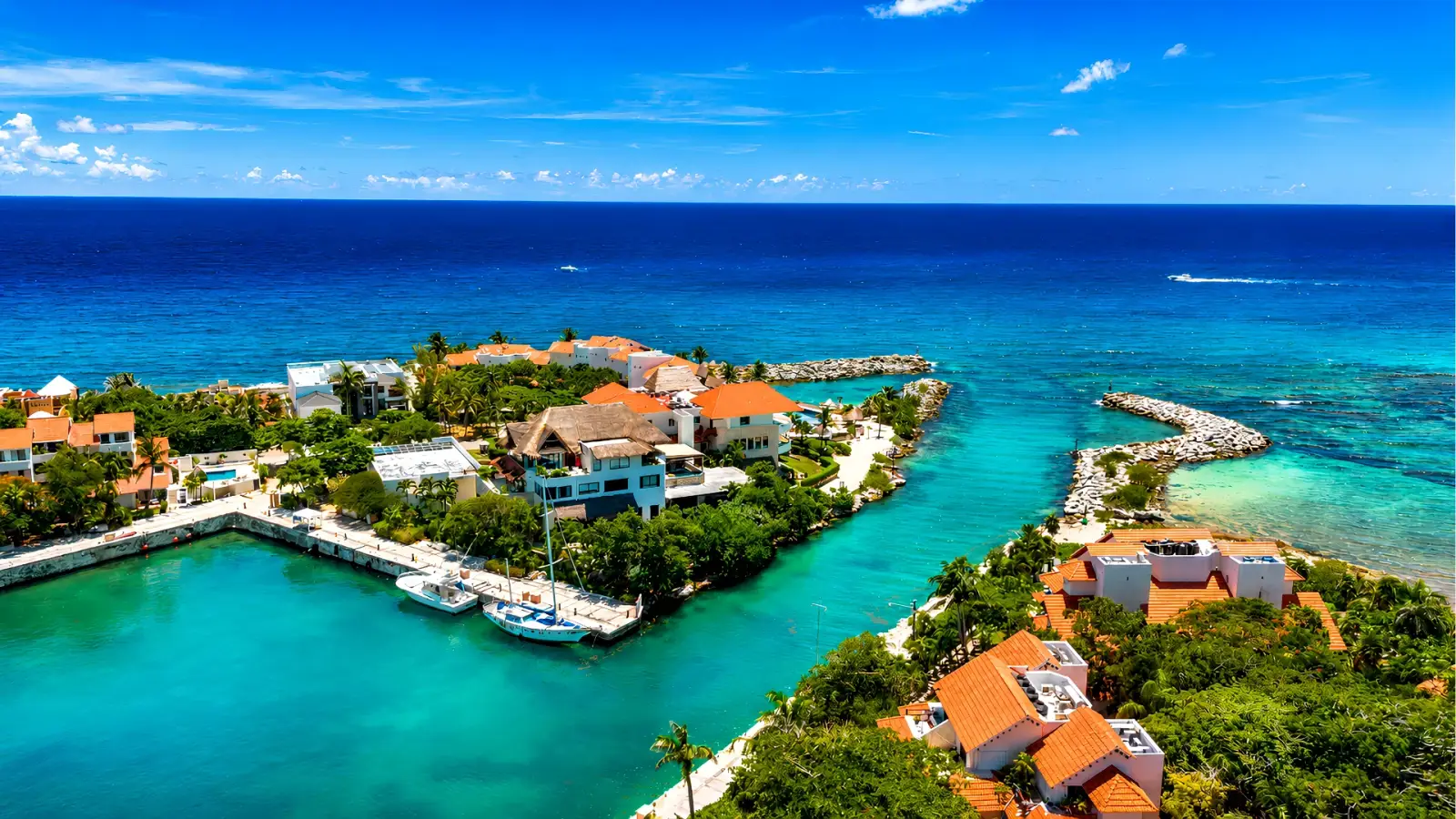 Puerto Aventuras - Marina Living, Gated & Green